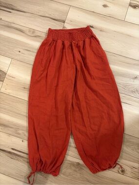 Old Navy Linen, Rust colored balloon pants.